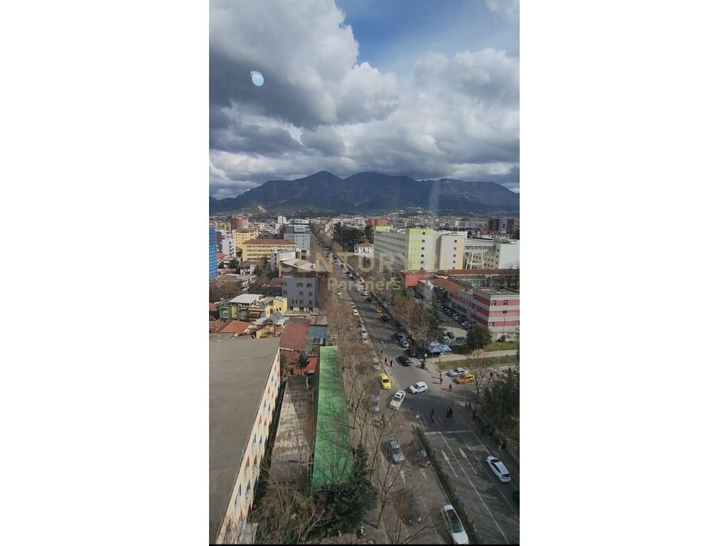 Foto e Zyrë me qëra Rruga e Dibrës, Tiranë