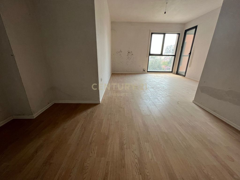 Foto e Apartment me qëra rruga kongresi i manastirit, Tiranë