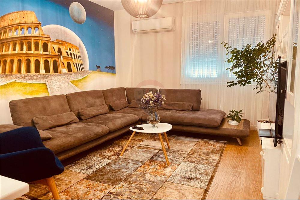 Foto e Apartment në shitje Kompleksi Veneto, Liqeni i Thatë, Tiranë