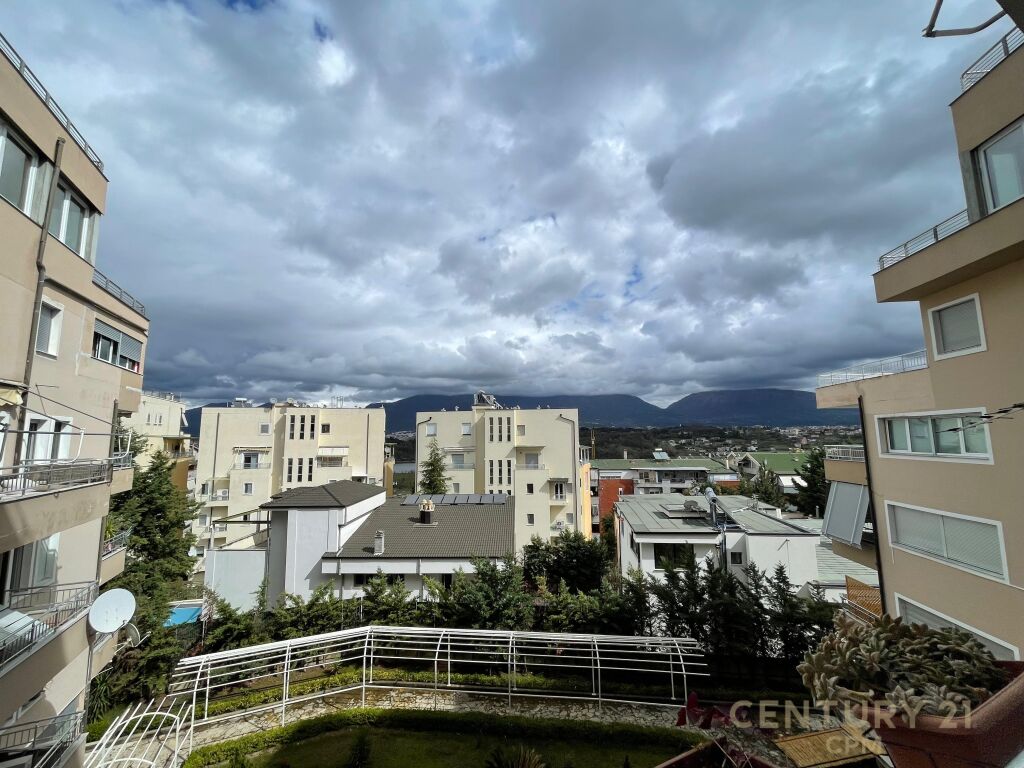 Foto e Apartment në shitje Liqeni i Thatë, RRUGA PETI, Tiranë