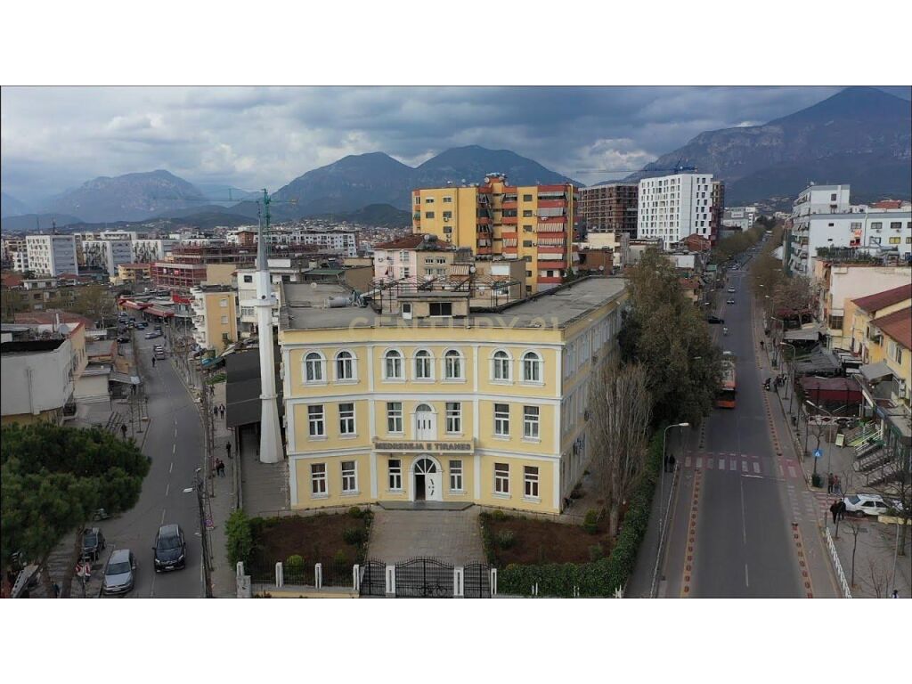 Foto e Ambient biznesi me qëra Rruga e Dibres, Tiranë