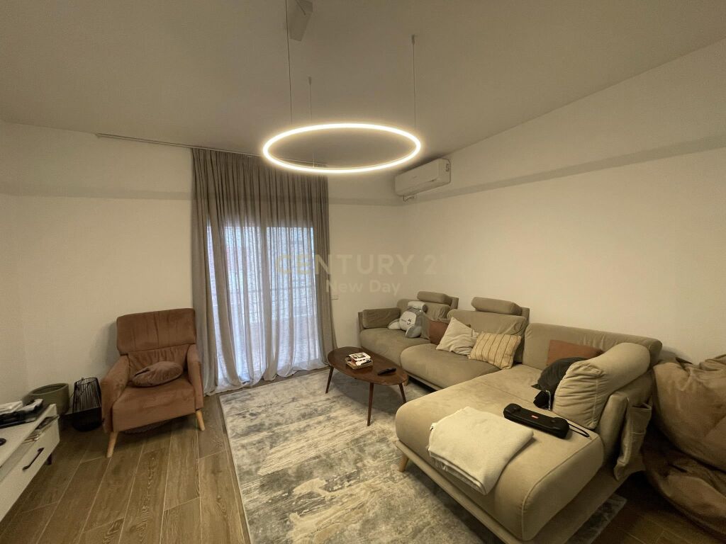 Foto e Apartment në shitje Pallati I Sporteve, Kazazi, Durrës