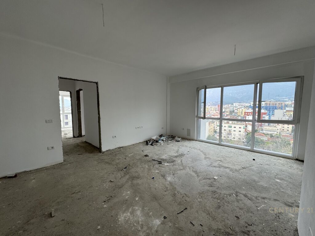 Foto e Apartment në shitje rruga 5 maj, Tiranë