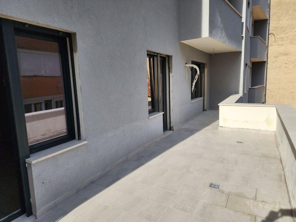 Foto e Apartment në shitje rruga pazari i ri, Tiranë