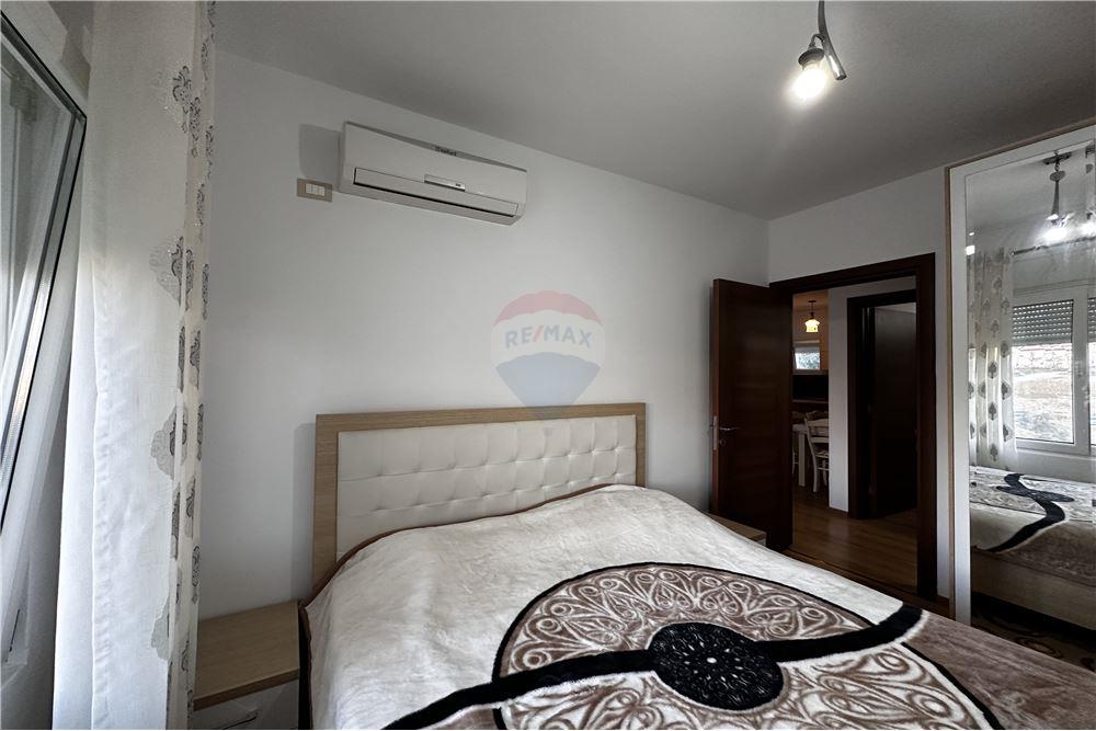 Foto e Apartment me qëra Kodra e Diellit, Tiranë