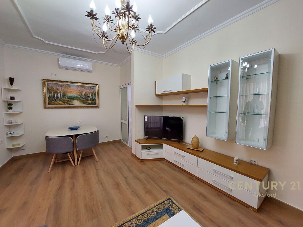 Foto e Apartment me qëra Luigj Gurakuqi, Tiranë