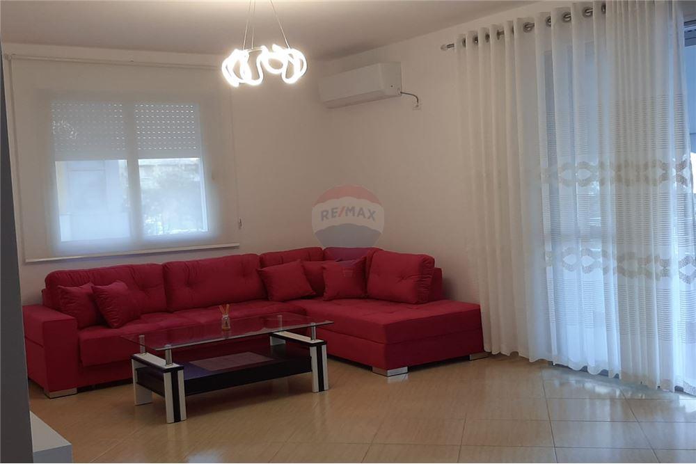 Foto e Apartment me qëra Lungo Mare, Vlorë, Tiranë