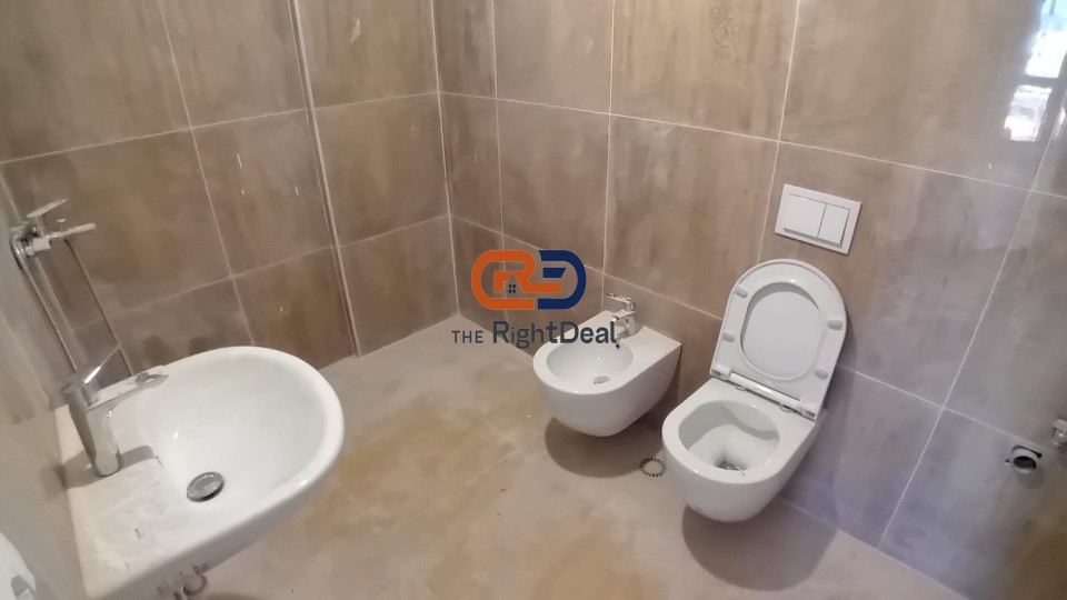 Foto e Apartment në shitje Rr. e Kavajes, Kavaja Street, Tiranë