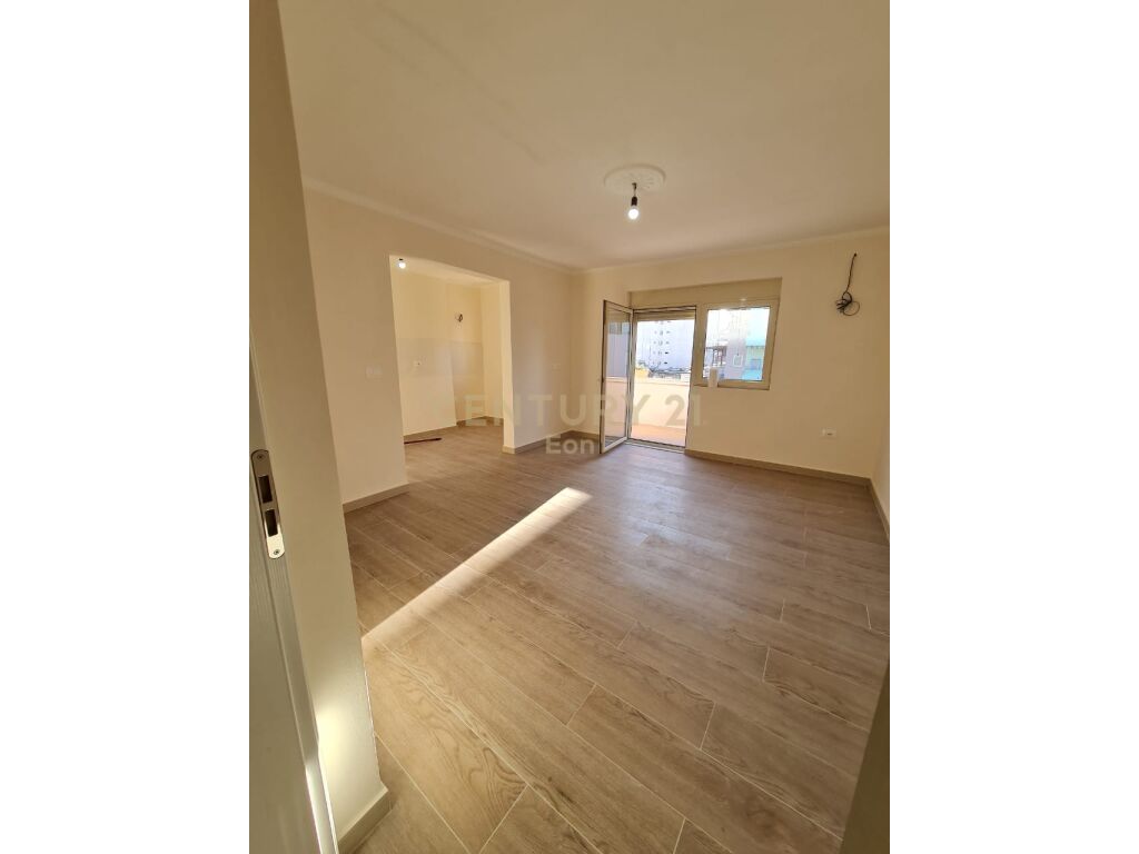 Foto e Apartment në shitje Rruga Mujo Ulqinaku, Durrës