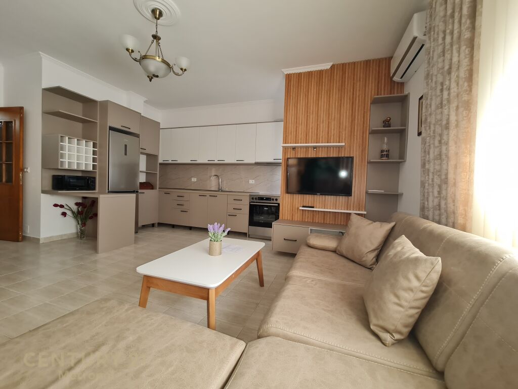 Foto e Apartment me qëra Rruga 5 Maji, Tiranë