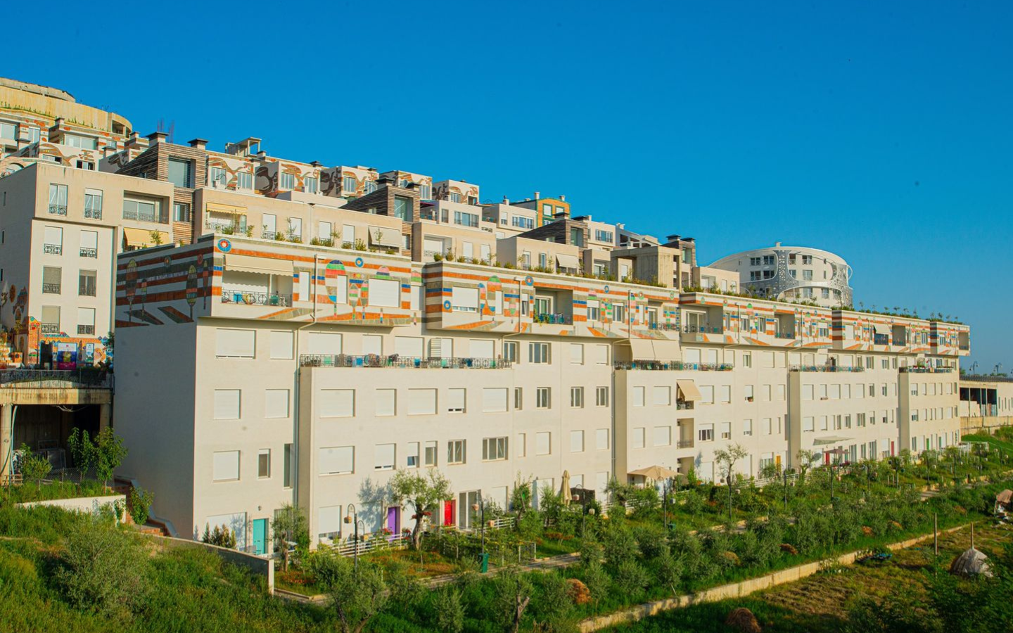 Foto e Apartment në shitje kodra e diellit, Tiranë