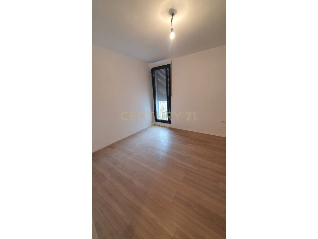 Foto e Apartment me qëra Spitali QSUT (Nënë Tereza), Tiranë