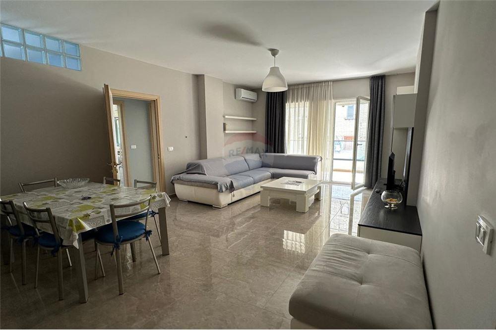 Foto e Apartment në shitje Rruga Ferit Xhajko, Stacioni i Trenit, Tiranë