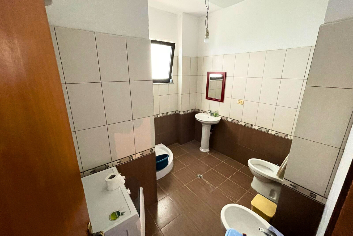 Foto e Apartment në shitje Golem, Kavajë