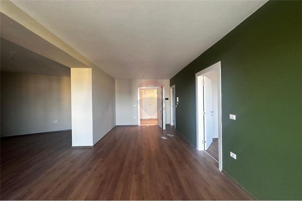 Foto e Apartment në shitje Fusha e Aviacionit, Tiranë