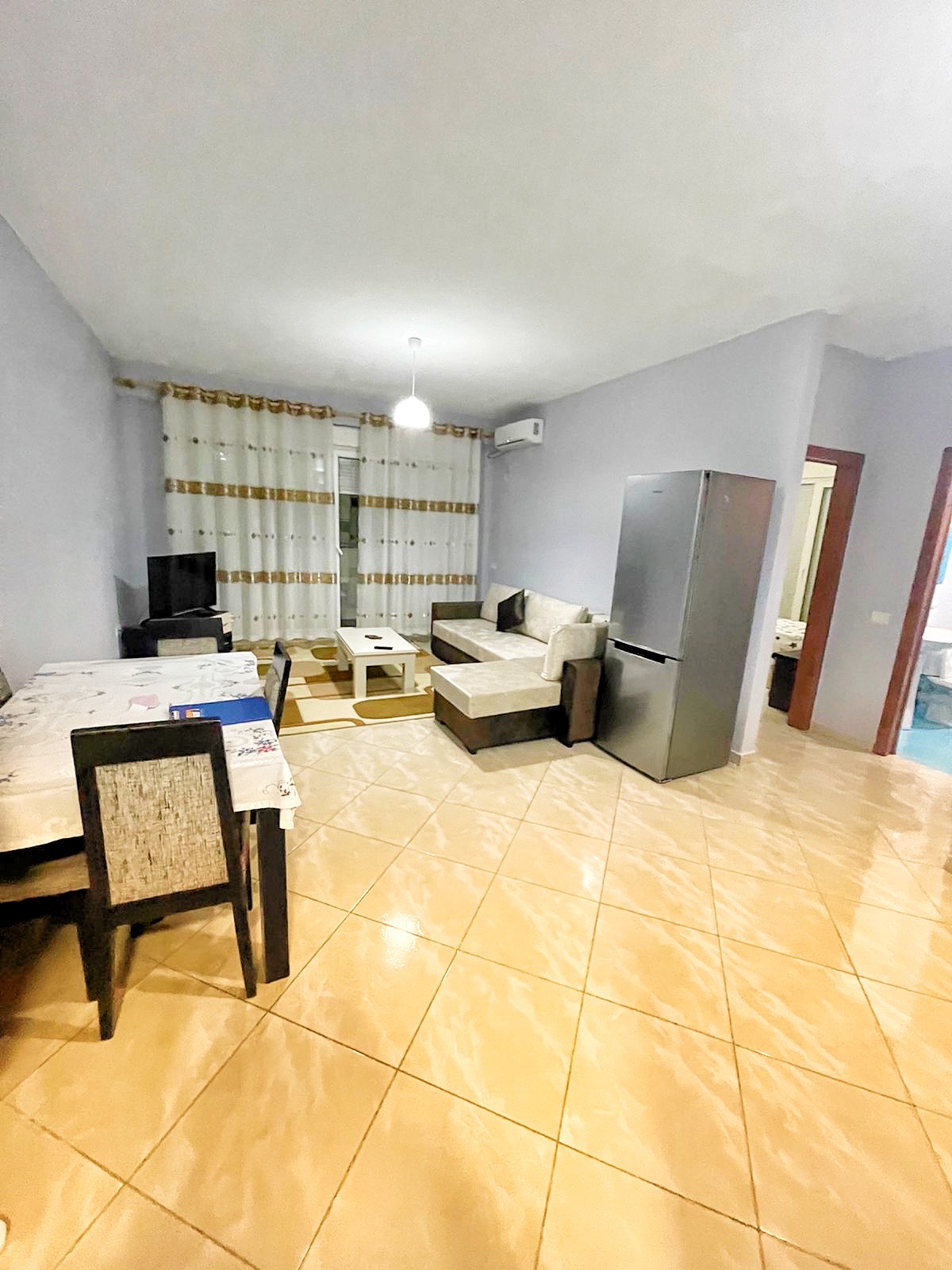 Foto e Apartment me qëra Liqeni i thate, Rruga Hamdi Sina, Tiranë