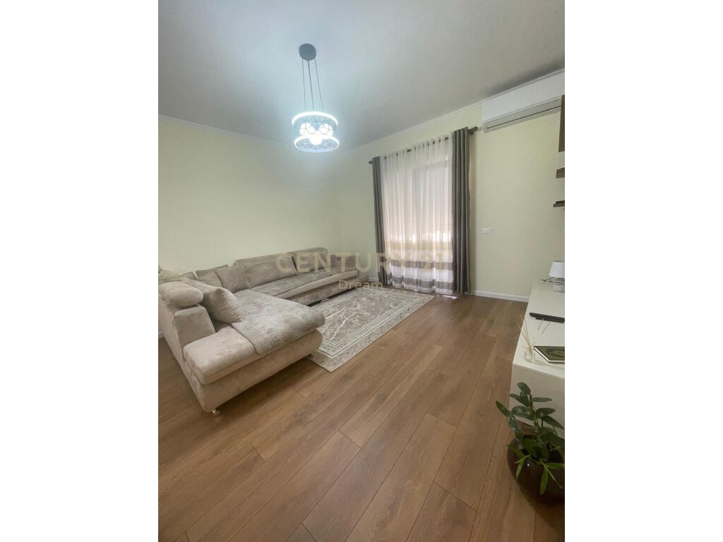 Foto e Apartment me qëra rruga sitko cico, Tiranë