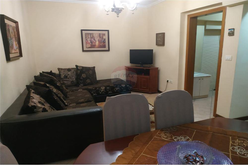 Foto e Apartment me qëra Rruga e Dibres, Shkolla e Bashkuar, Tiranë