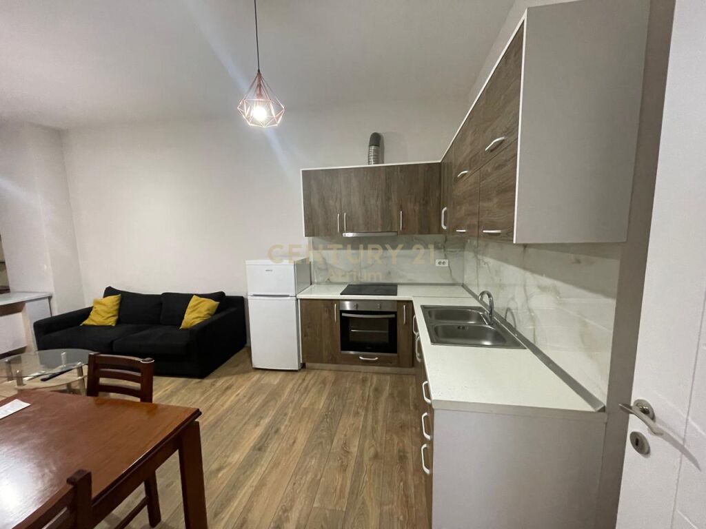 Foto e Apartment me qëra Materniteti i Ri, Tiranë