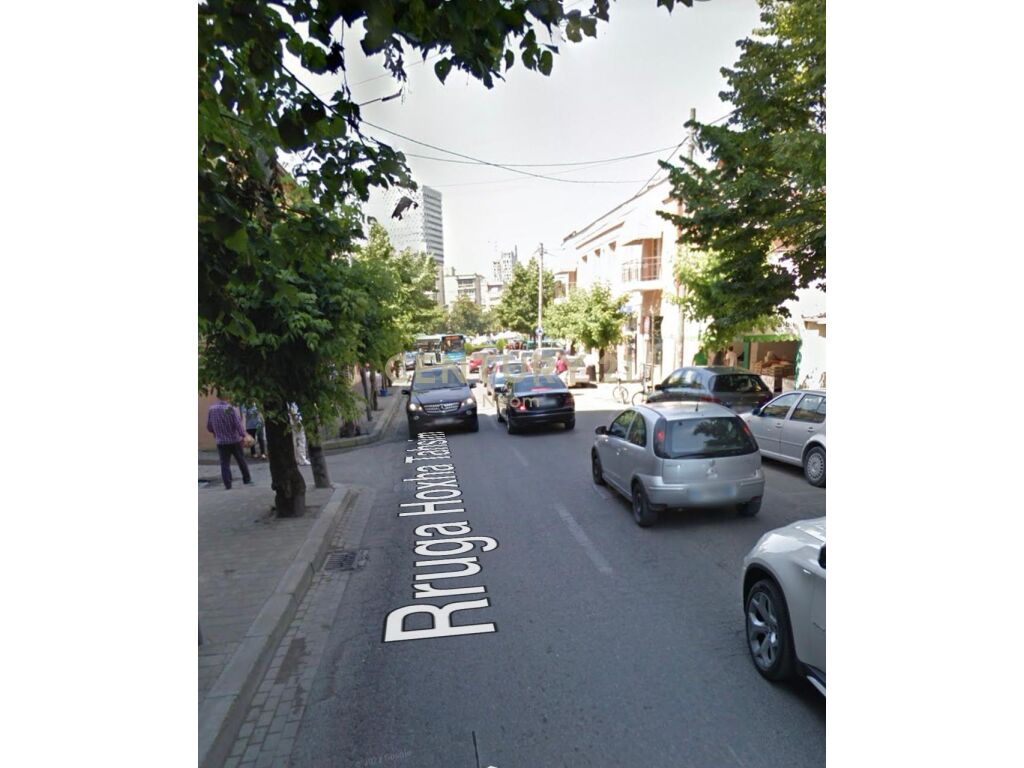 Foto e Ambient biznesi në shitje Pazari I ri, Tiranë