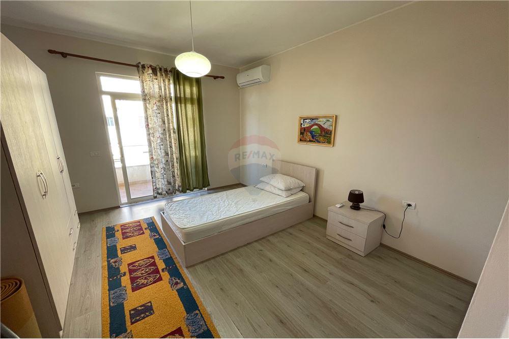 Foto e Apartment me qëra Sheshi Demokracia, Shkodër