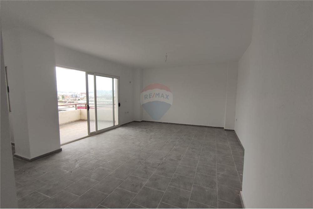 Foto e Apartment në shitje Rruga Bajram Tusha, Shkozet, Tiranë