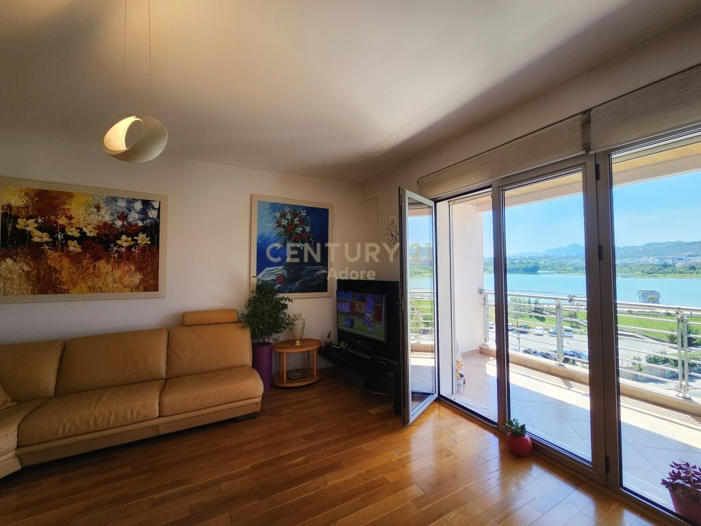 Foto e Apartment me qëra Liqeni i Tiranës, Tiranë