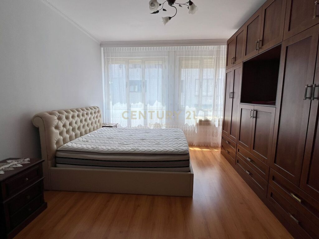 Foto e Apartment në shitje YZBERISHT, Tiranë