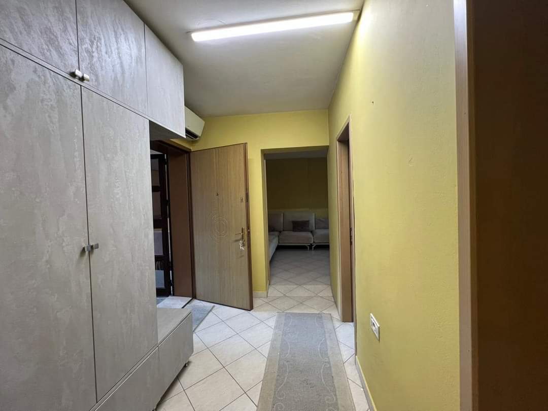 Foto e Apartment me qëra Rruga Ferit Xhajko, Tiranë