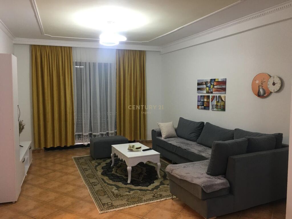 Foto e Apartment me qëra Fresku, Tiranë