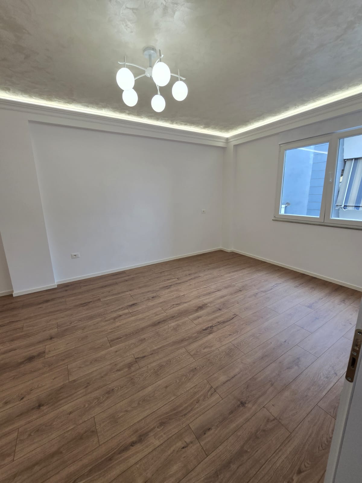 Foto e Apartment në shitje Rruga Kavajes, Tiranë