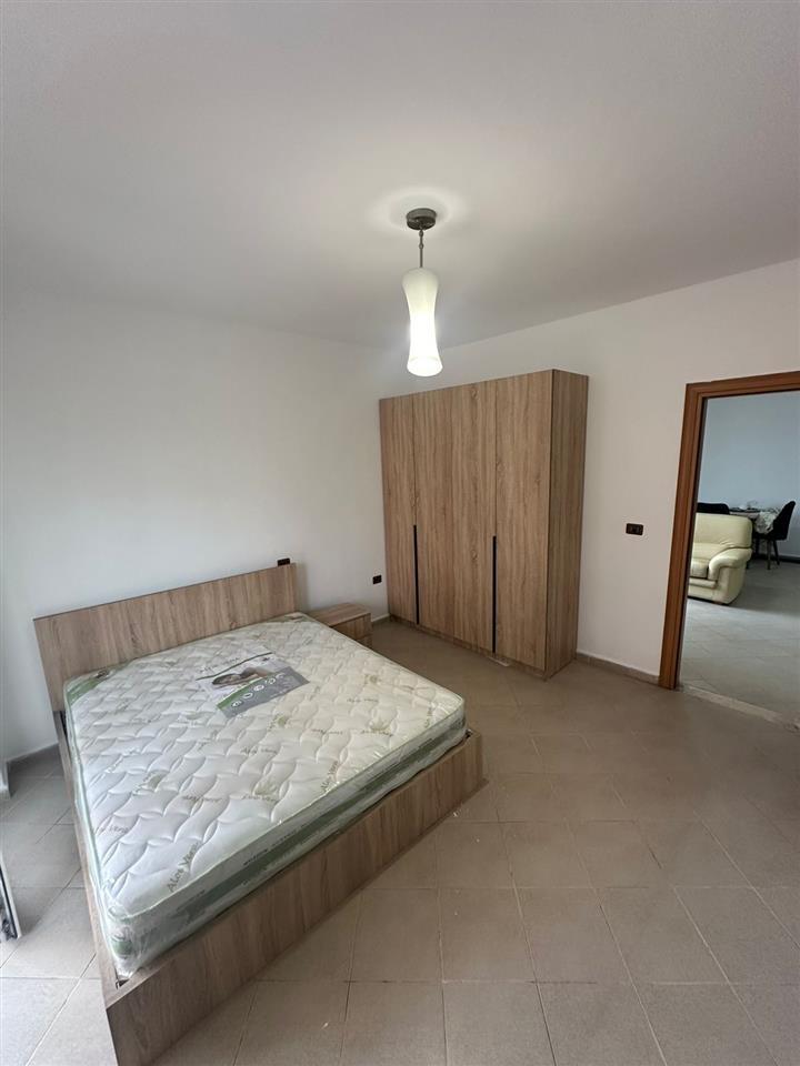 Foto e Apartment me qëra Komuna Parisit, Tiranë