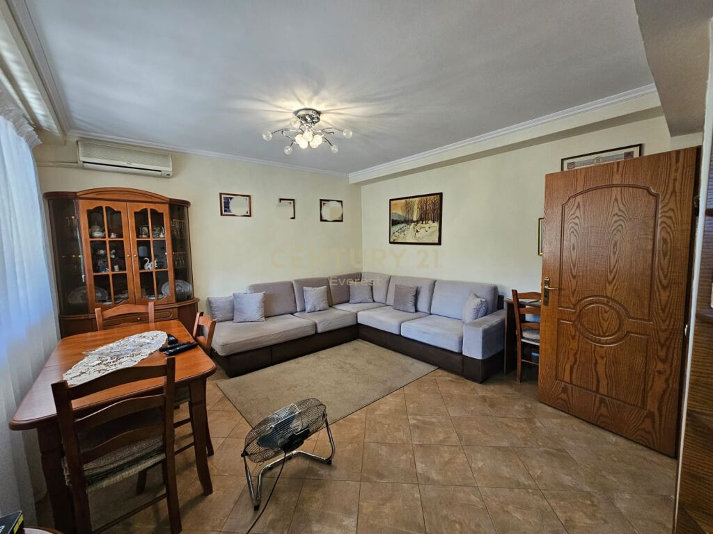 Foto e Apartment në shitje Sheshi Skënderbej (Qendër), Tiranë