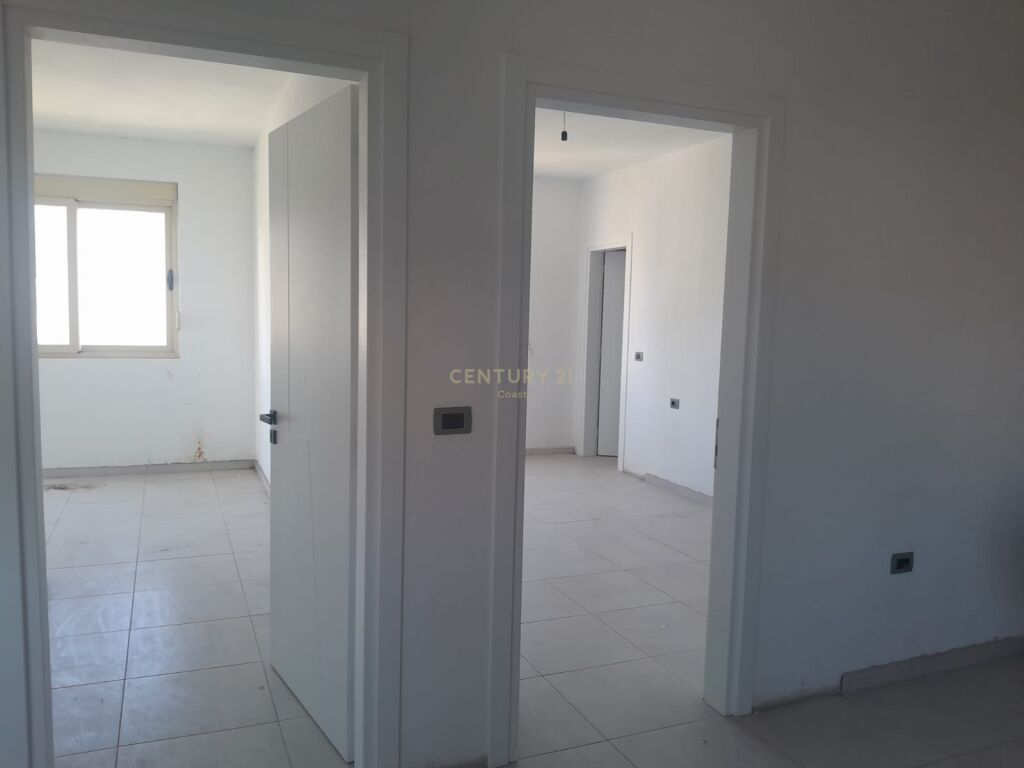 Foto e Apartment në shitje Cole, Rruga Mis Durham, Vlorë