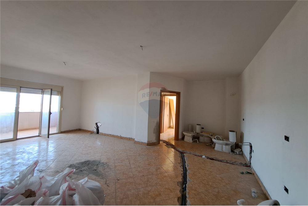 Foto e Apartment në shitje Rruga Lef Sallata, Vlora, Vlorë