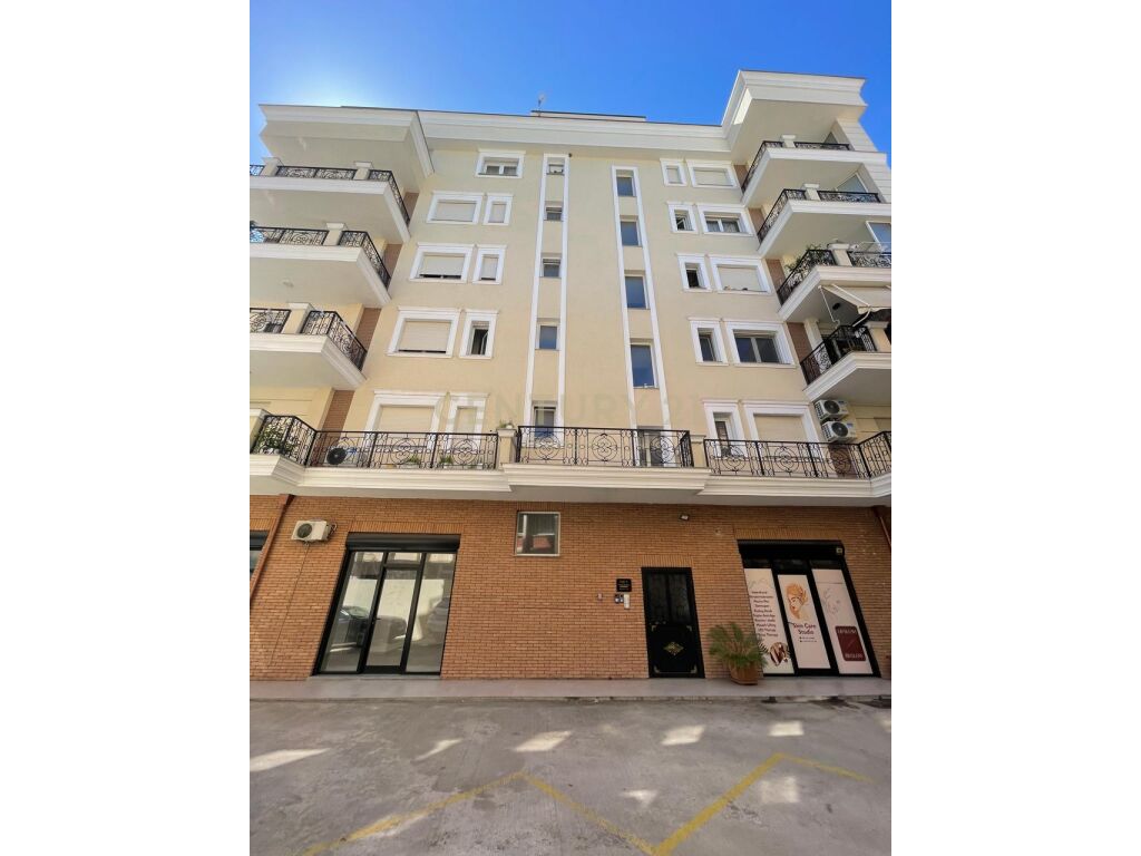 Foto e Apartment me qëra drejtoria e Tatimeve, qendra e Durresit, Durrës