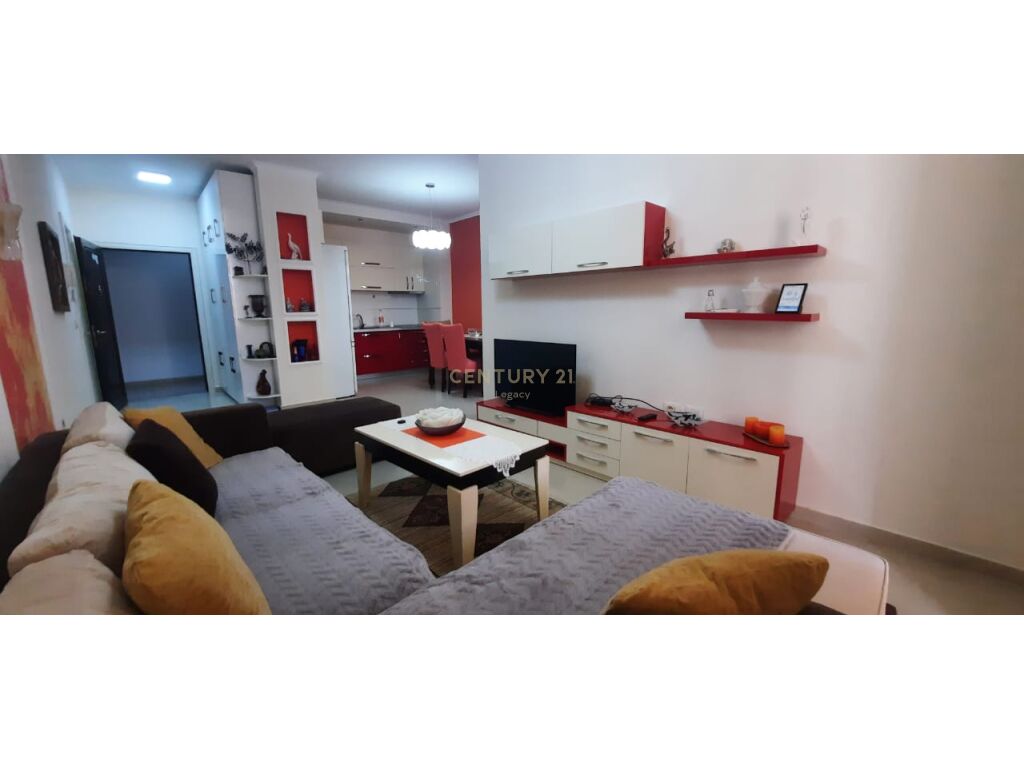 Foto e Apartment me qëra Fresku, Tiranë