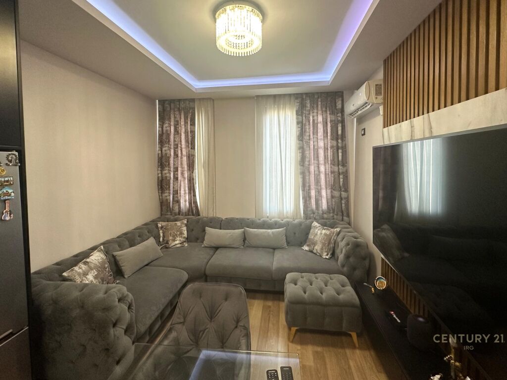 Foto e Apartment me qëra Fresku, Tiranë