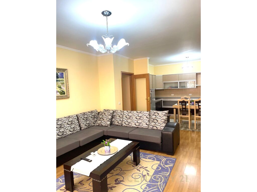 Foto e Apartment me qëra Komuna e Parisit, Tiranë