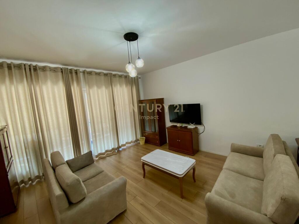 Foto e Apartment me qëra 5 maj, Tiranë