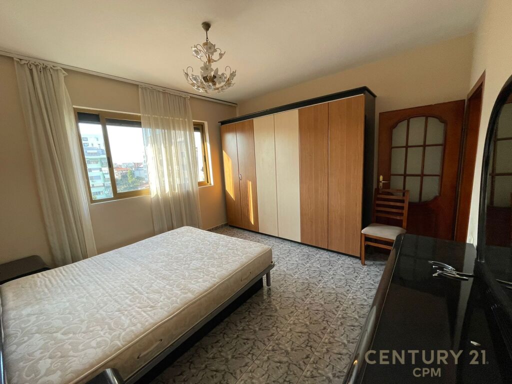 Foto e Apartment në shitje 21 dhjetori, Tiranë