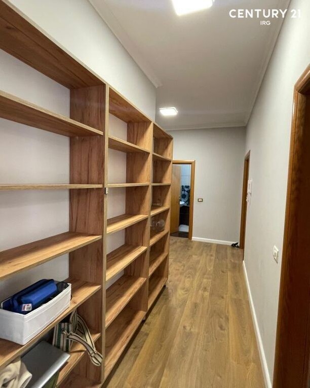 Foto e Apartment me qëra Kodra e Diellit, Tiranë