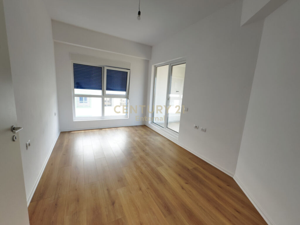 Foto e Apartment në shitje Ali Demi, Tiranë