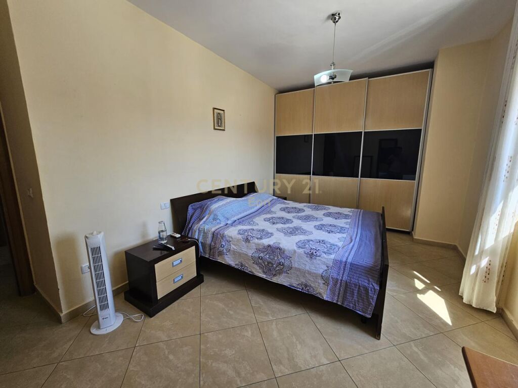 Foto e Apartment me qëra rruga e portit, Durrës