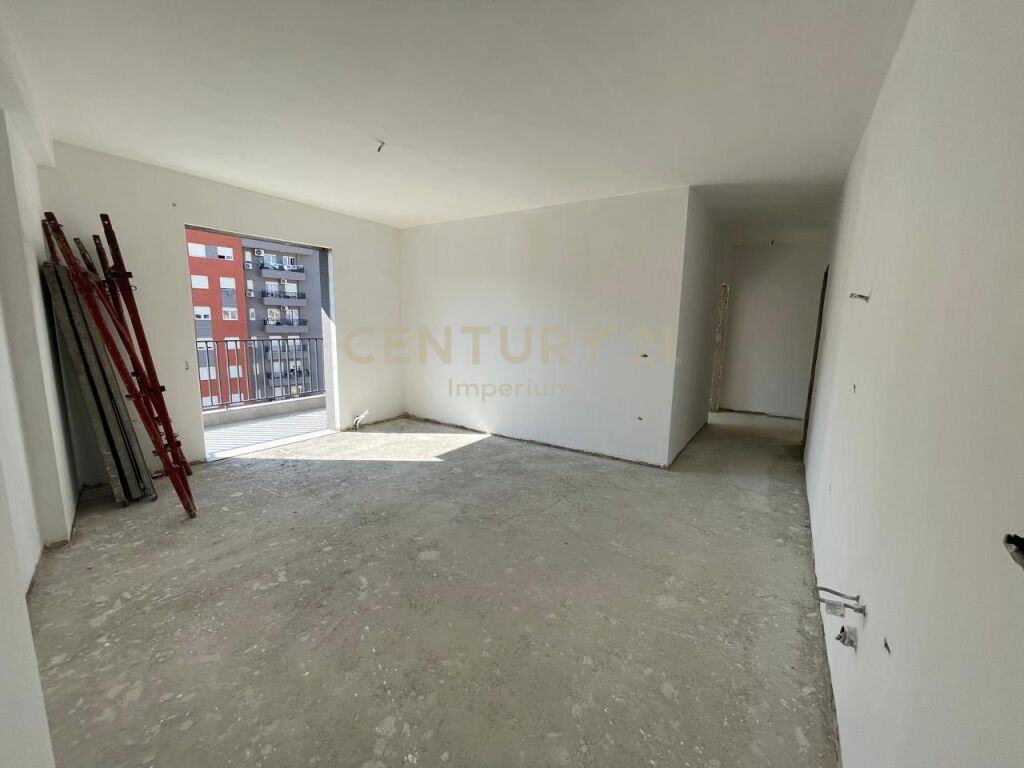 Foto e Apartment në shitje 📍 Vendndodhja: Astir, Kompleksi Jolla, Tiranë, Shqipëri, Tiranë