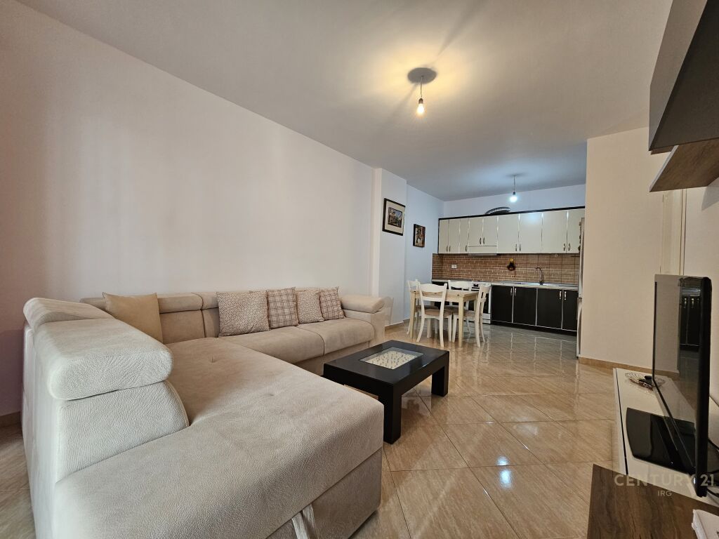 Foto e Apartment me qëra Pallatet Cabej, Rruga Besim Alla, Tiranë