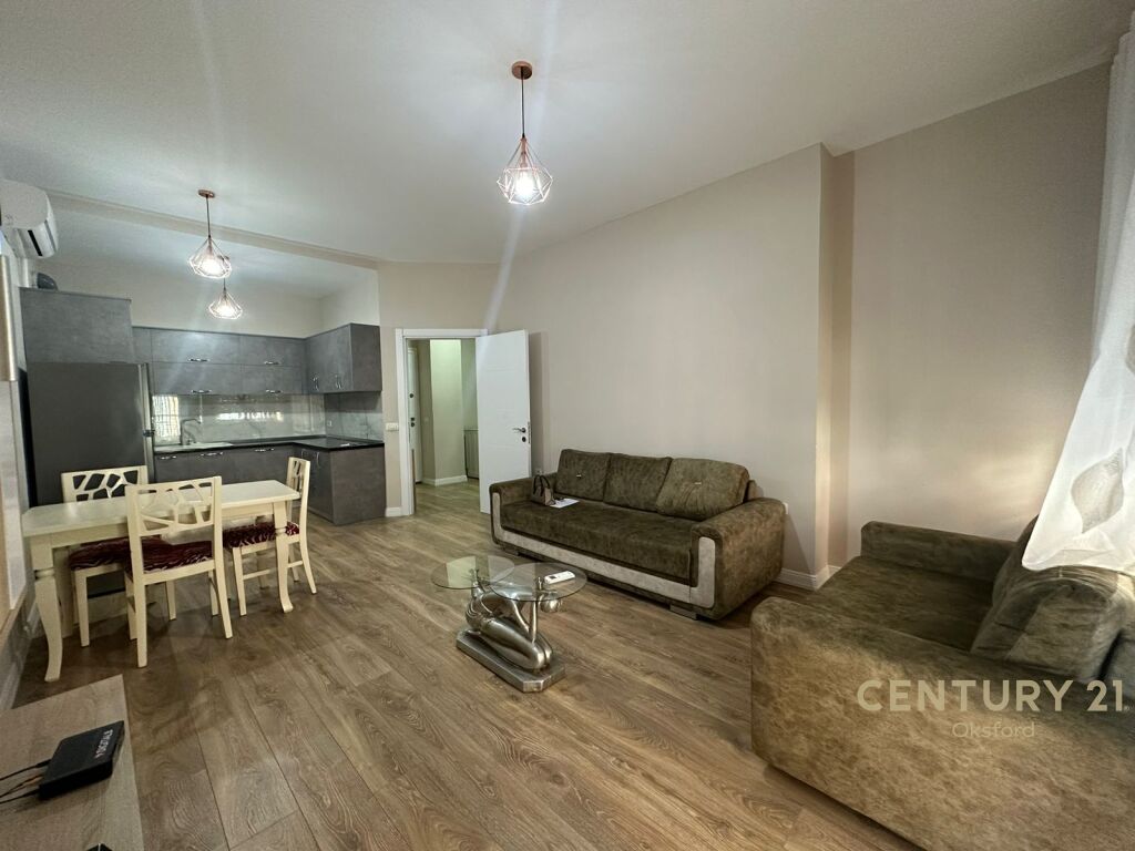 Foto e Apartment me qëra Materniteti i Ri, Tiranë