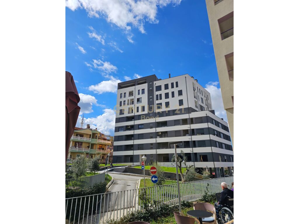 Foto e Apartment në shitje Ali Demi, Tiranë