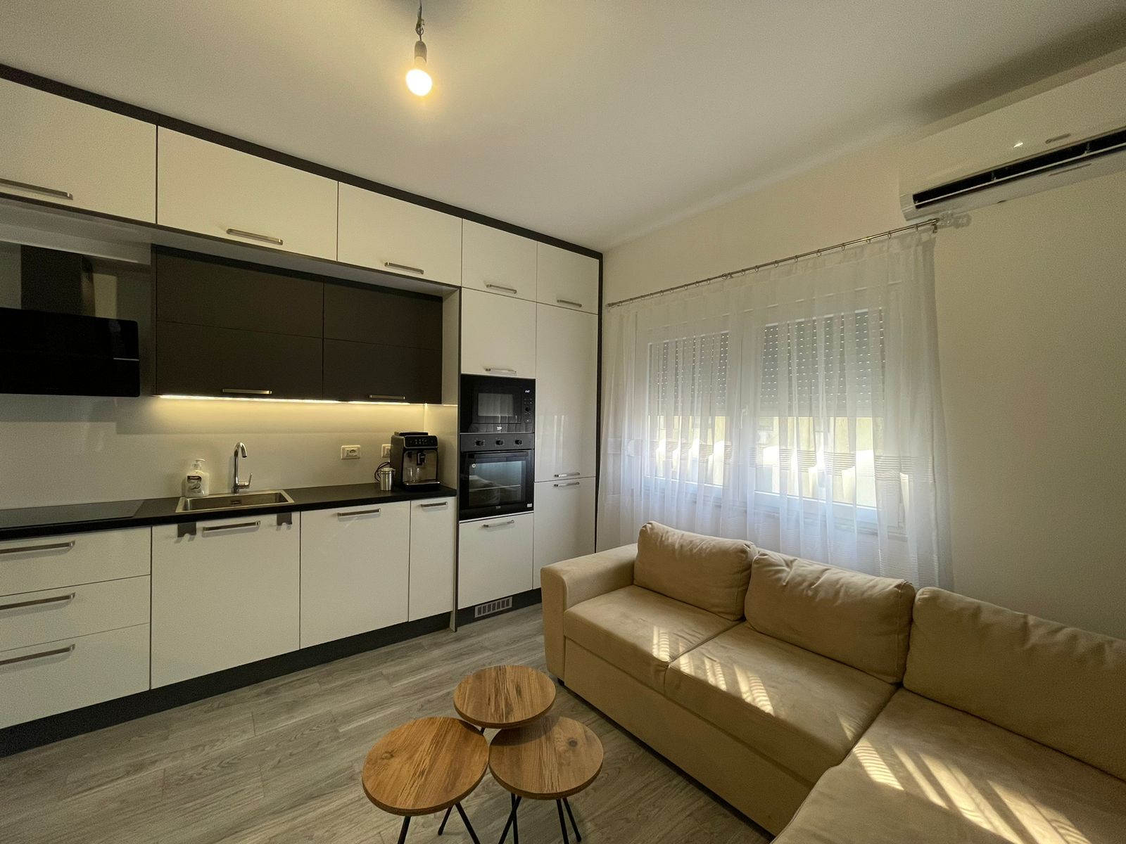 Foto e Apartment në shitje Lagjia 13 Plazh Rrota Kuqe, Durrës