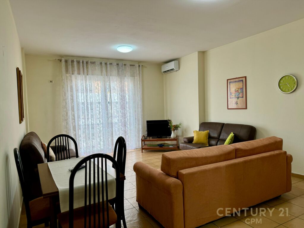 Foto e Apartment me qëra Pazari I ri, Rruga Hoxha Tahsim, Tiranë